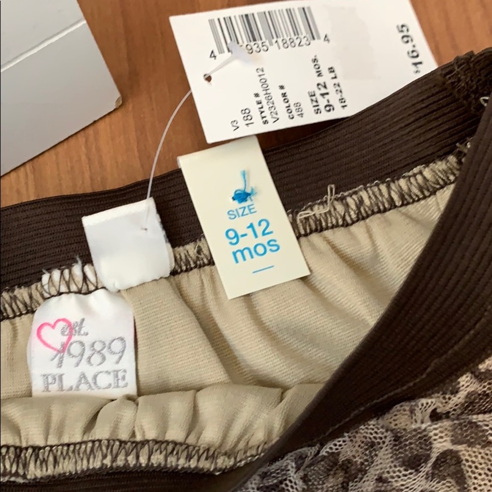 🚺Children’s Place Leopard skirt - Picture 2 of 4